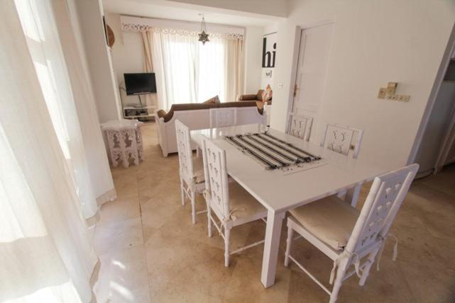 El Gouna Spacious Flat In Steigenberger Golf Gurdaka